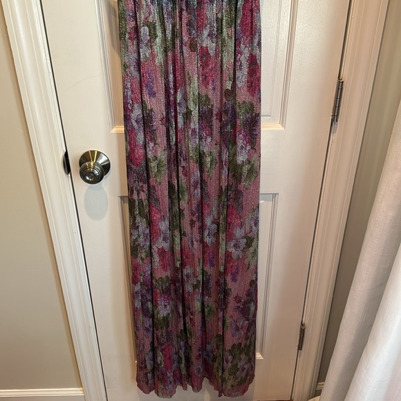 Eliza J Pink Sleeveless V-Neck Maxi Dress - Picture 5 of 6
